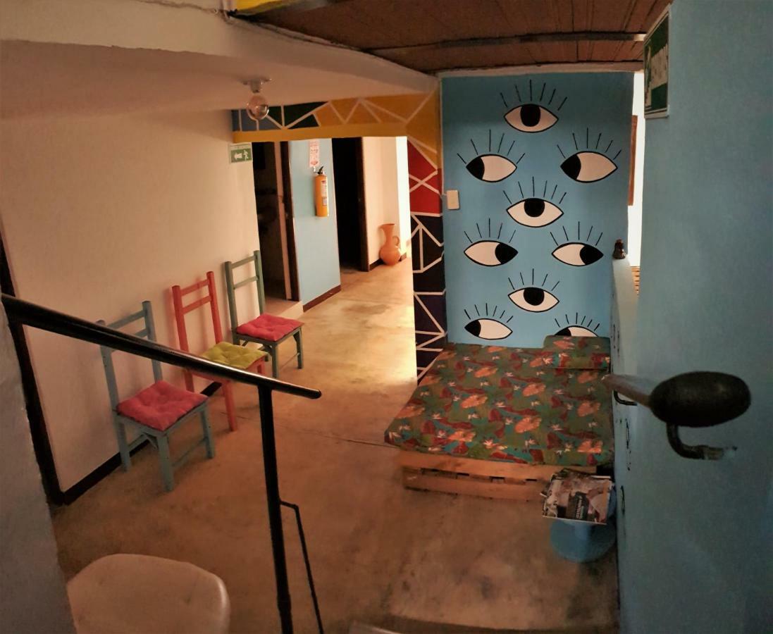Hostal La Mercedes Street กาลี ภายนอก รูปภาพ