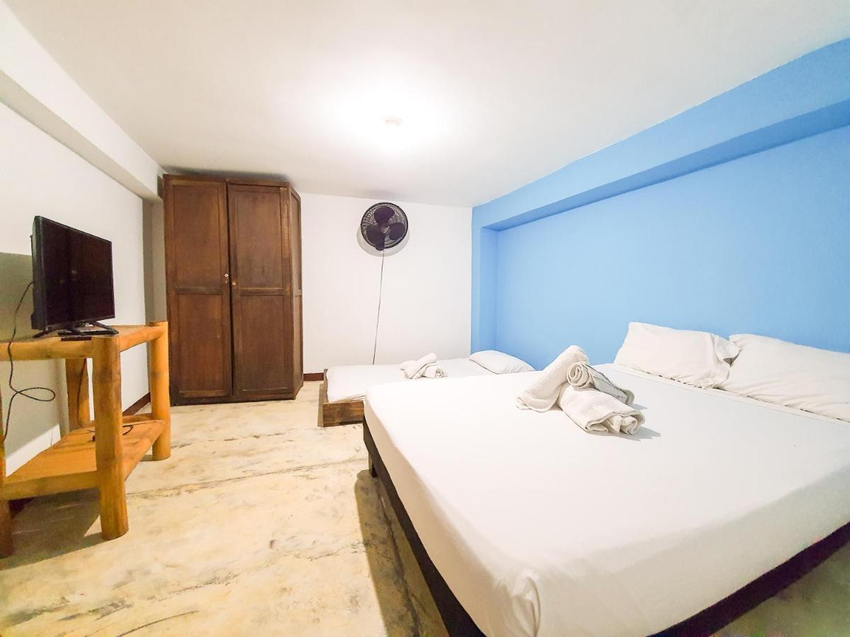 Hostal La Mercedes Street กาลี ภายนอก รูปภาพ